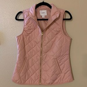 Old Navy Light Quilted Vest